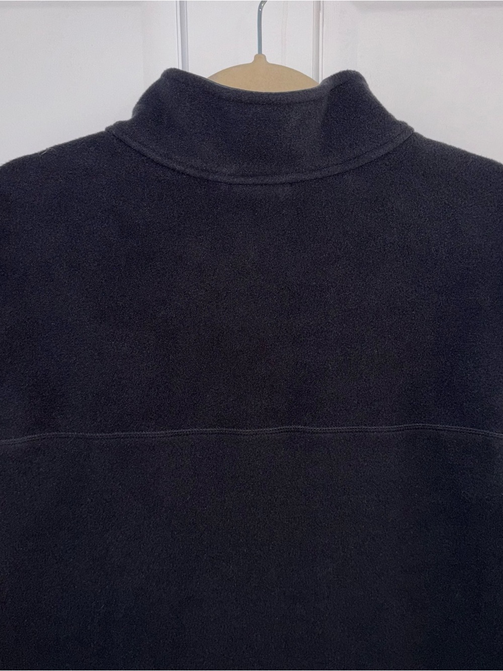 Lands' End Men's XL Black Full Zip Fleece Vest Gray Trim Adjustable Bottom EUC - Picture 6 of 8